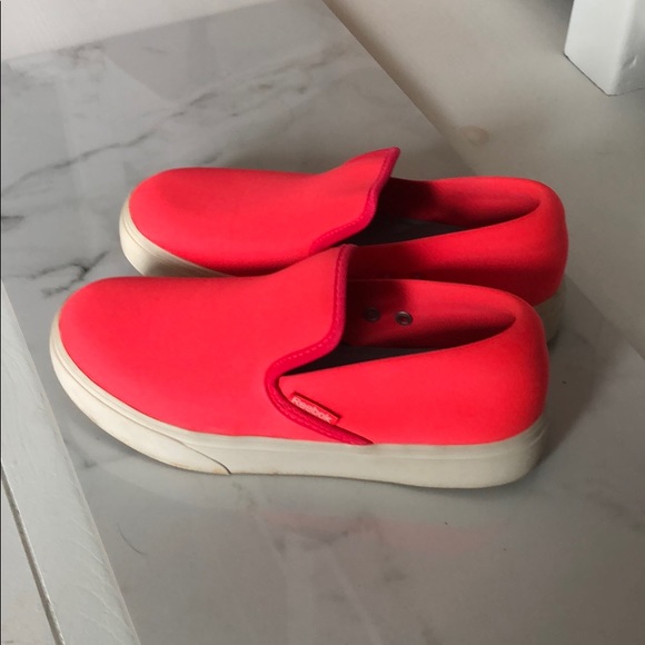 Neon pink Reebok Memory Tech 365 slip one - Picture 2 of 8